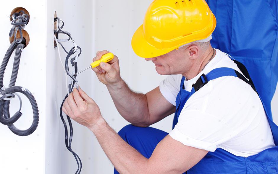recherche électricien Paris 4